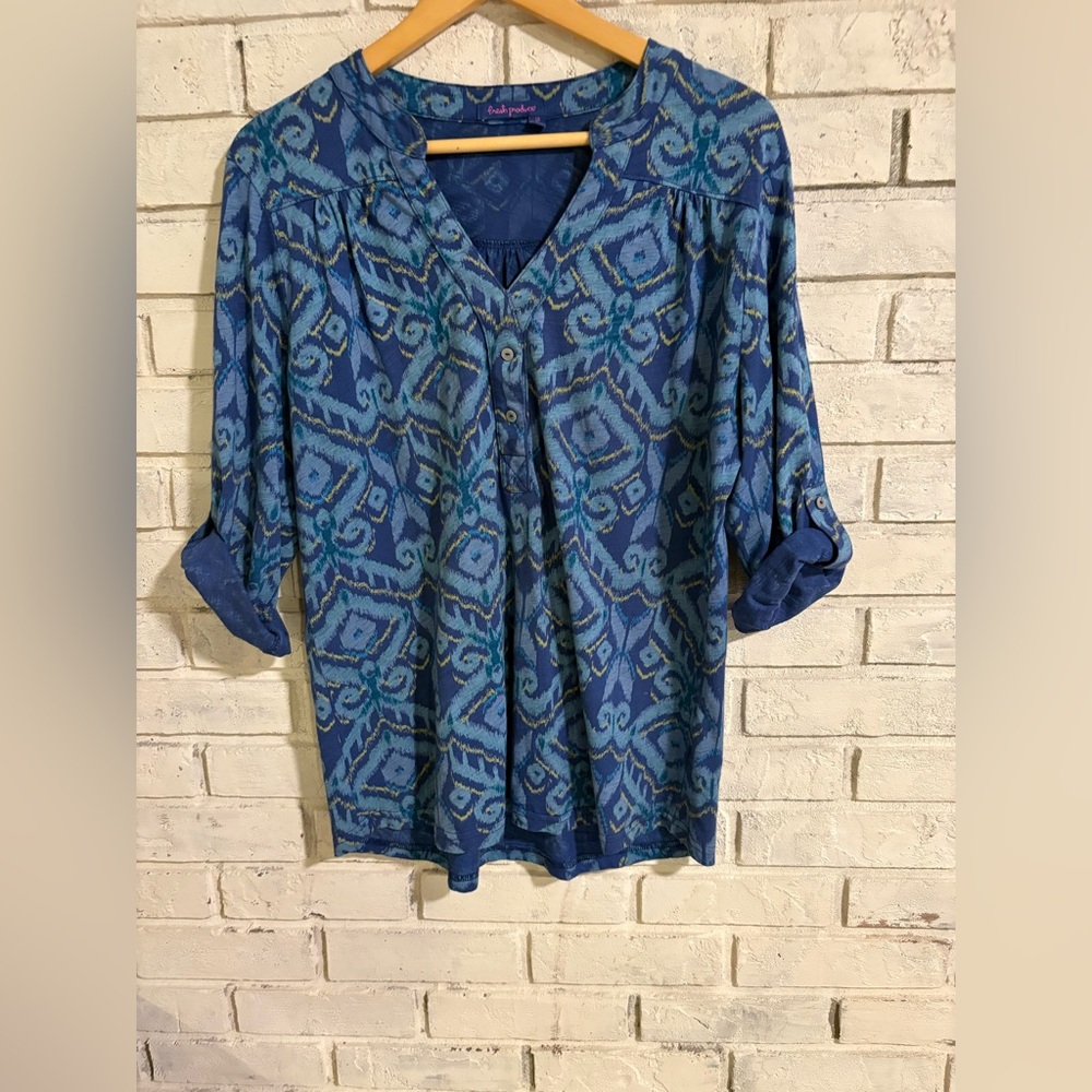 FRESH PRODUCE Women’s Large cotton blue Ikat design. Appears NWOT